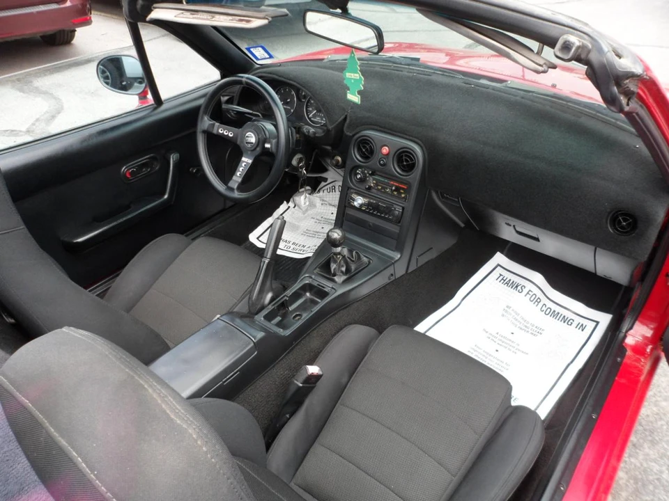 1990 Mazda NA MX-5 Miata - Image 17 of 31