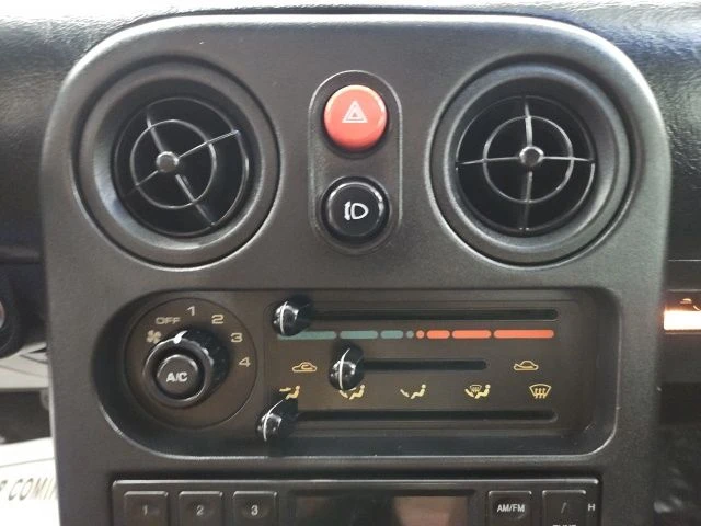 1990 Mazda NA MX-5 Miata - Image 15 of 31