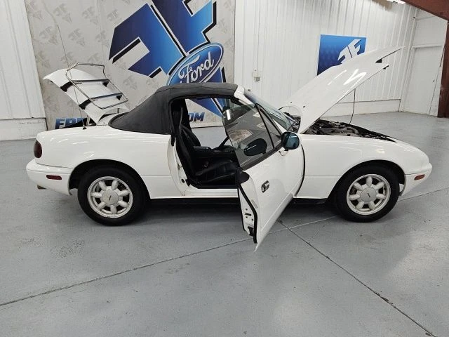 1990 Mazda NA MX-5 Miata - Image 30 of 31