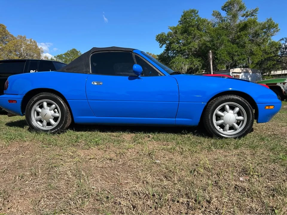 1990 Mazda NA MX-5 Miata - Image 6 of 8