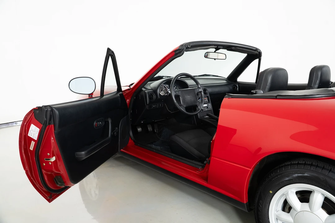 1990 Mazda NA MX-5 Miata - Image 21 of 31