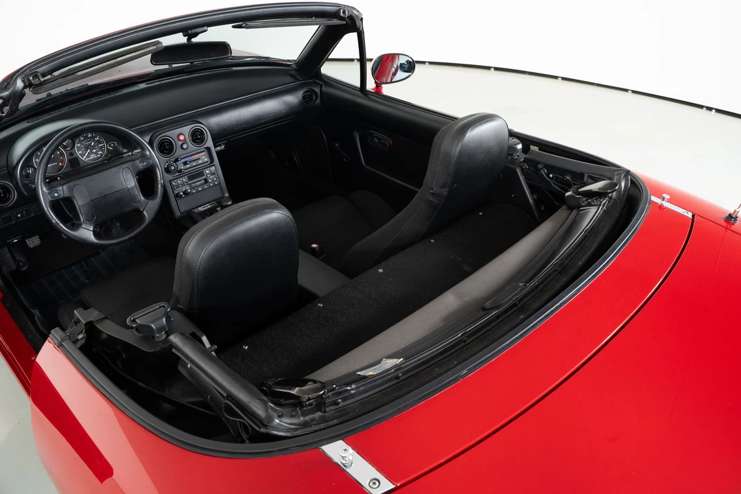 1990 Mazda NA MX-5 Miata - Image 22 of 31