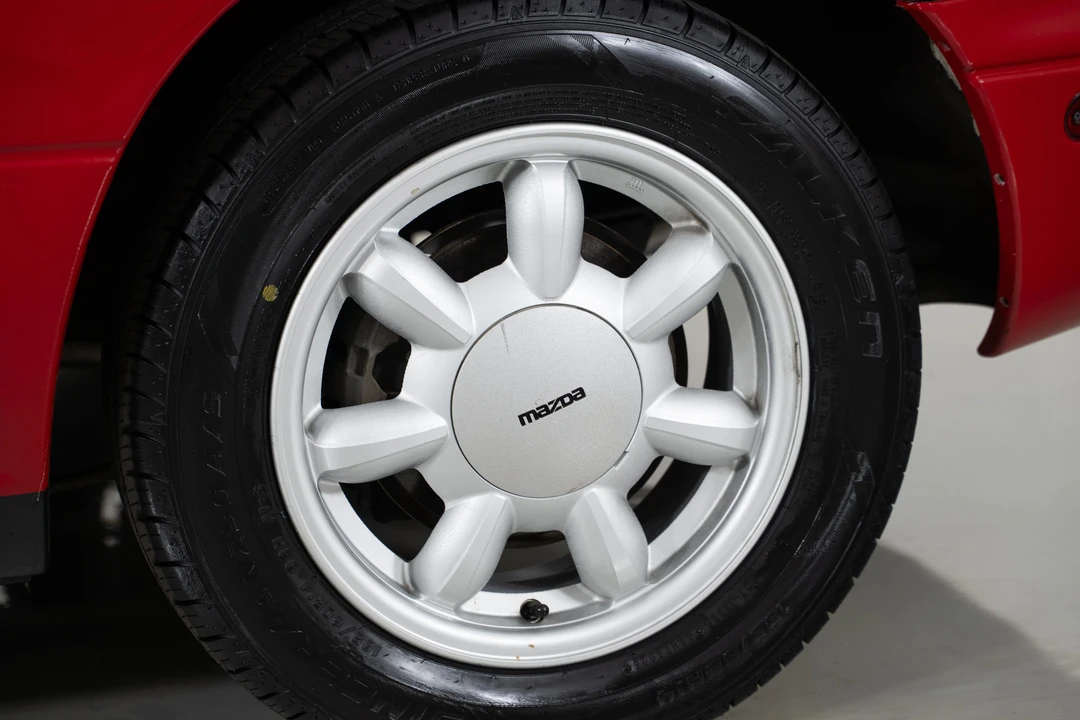 1990 Mazda NA MX-5 Miata - Image 8 of 31