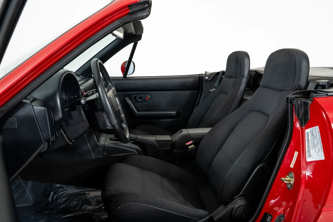 1990 Mazda NA MX-5 Miata - Image 26 of 31