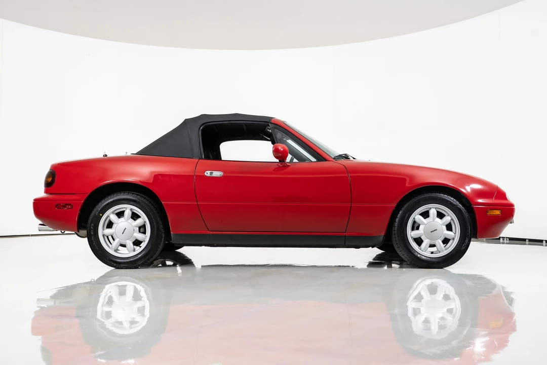 1990 Mazda NA MX-5 Miata - Image 15 of 31