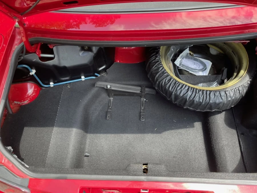 1990 Mazda NA MX-5 Miata - Image 8 of 10