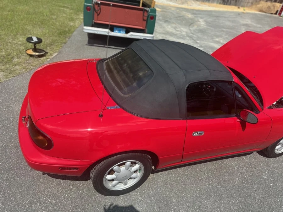 1990 Mazda NA MX-5 Miata - Image 5 of 10