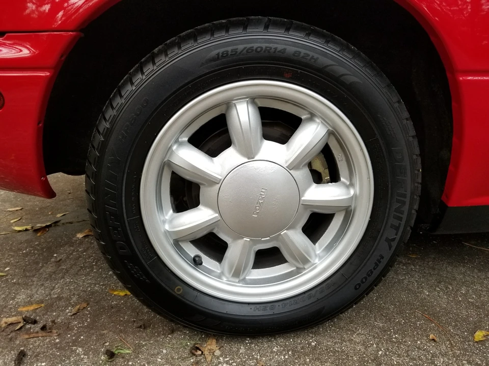 1990 Mazda NA MX-5 Miata - Image 16 of 31