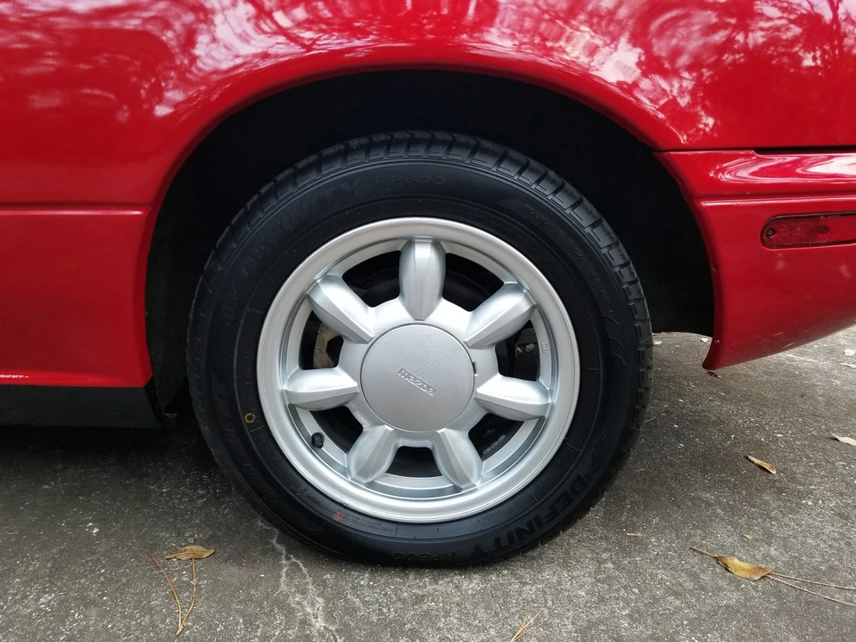 1990 Mazda NA MX-5 Miata - Image 14 of 31