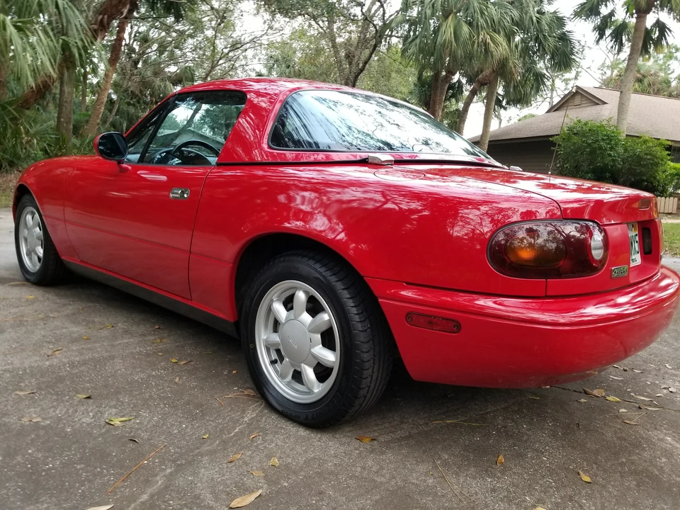 1990 Mazda NA MX-5 Miata - Image 9 of 31