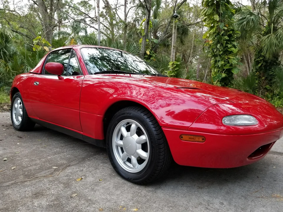 1990 Mazda NA MX-5 Miata - Image 2 of 31