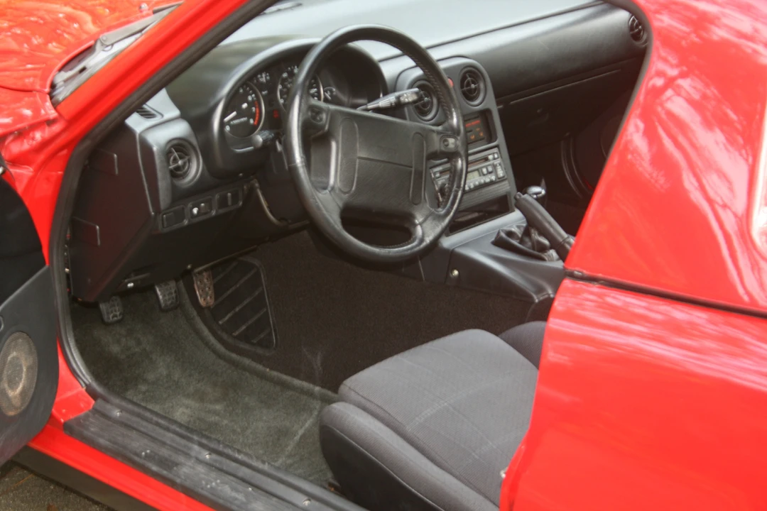 1990 Mazda NA MX-5 Miata - Image 18 of 31
