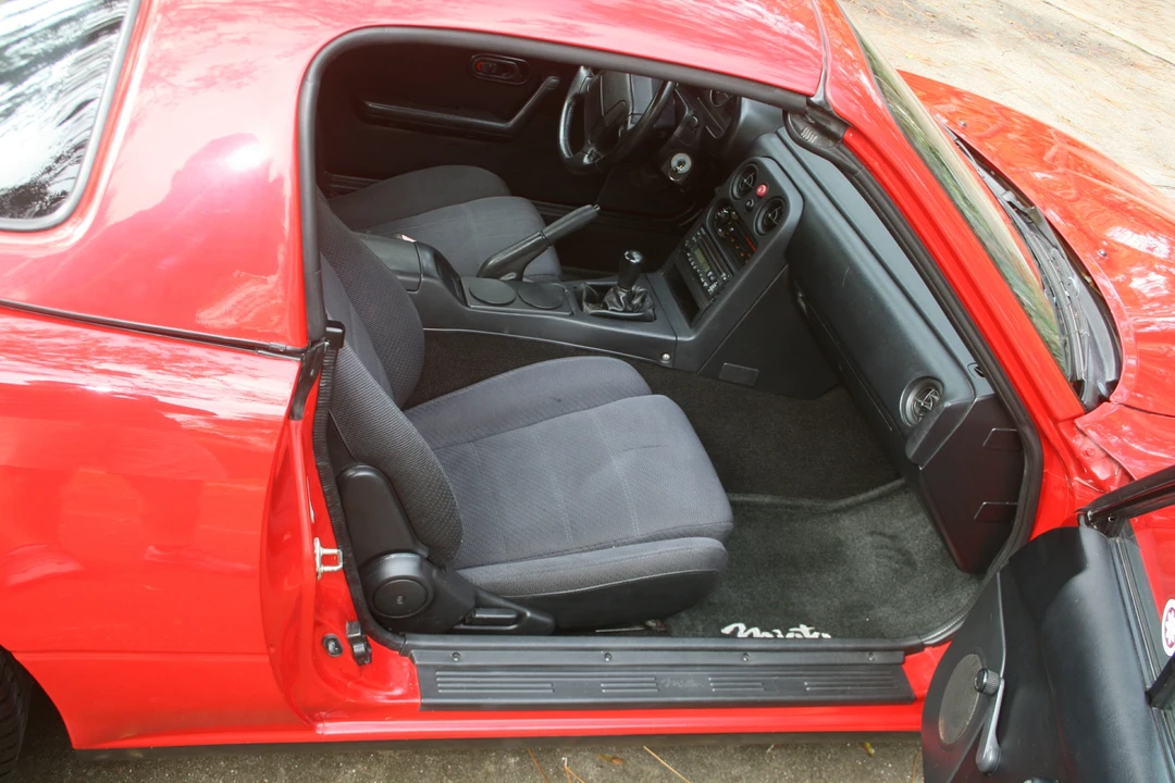 1990 Mazda NA MX-5 Miata - Image 26 of 31