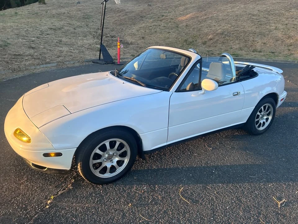 1990 Mazda NA MX-5 Miata - Image 14 of 19