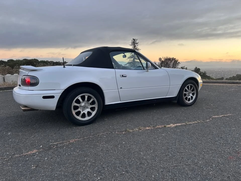 1990 Mazda NA MX-5 Miata - Image 5 of 19