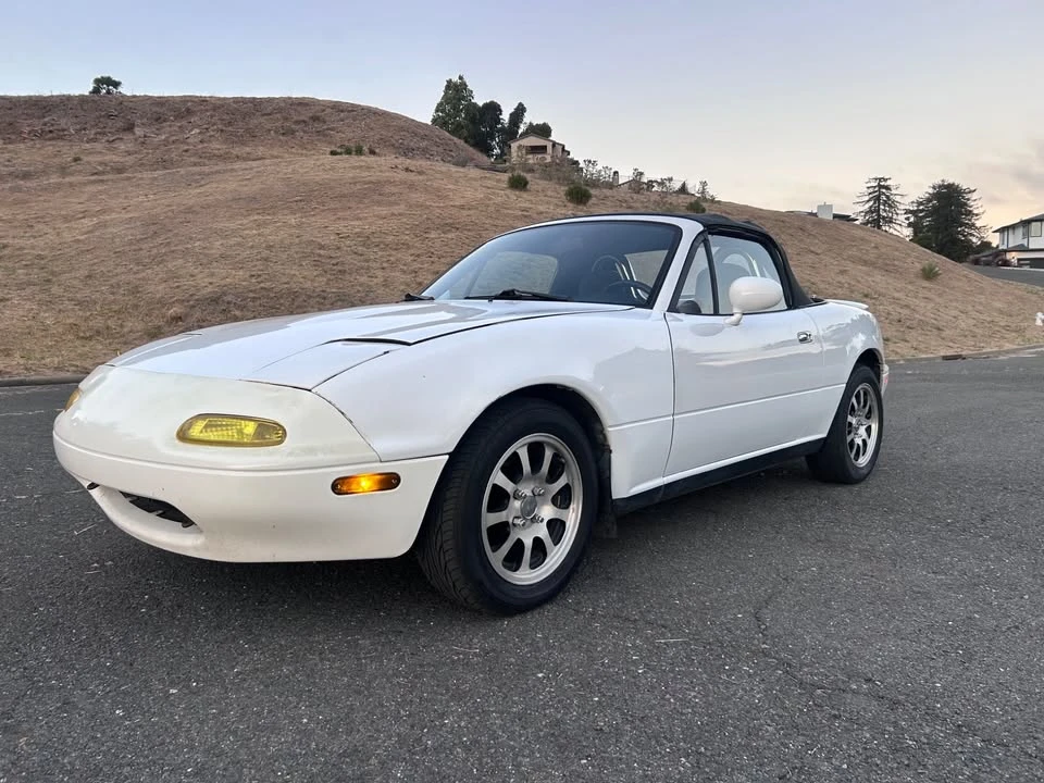 1990 Mazda NA MX-5 Miata - Image 3 of 19