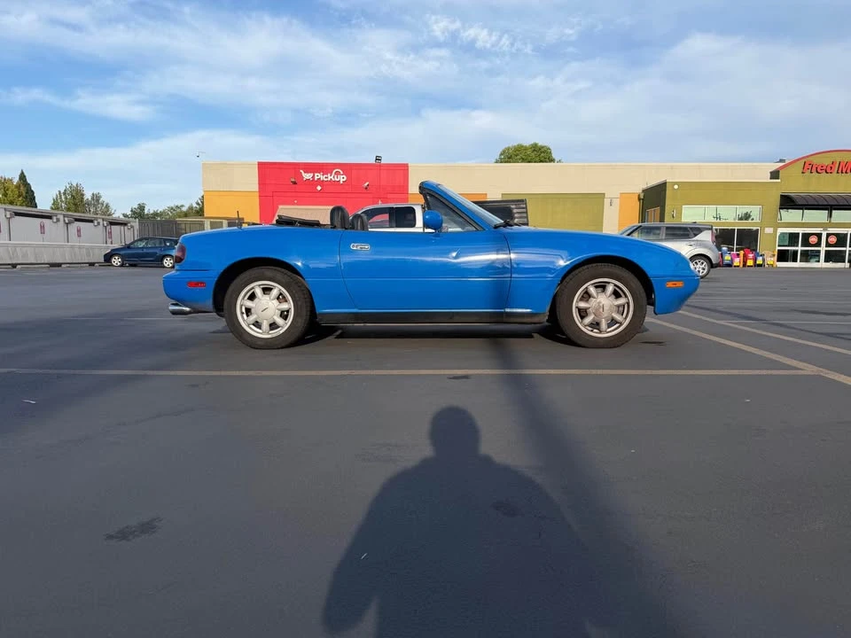 1990 Mazda NA MX-5 Miata - Image 2 of 15