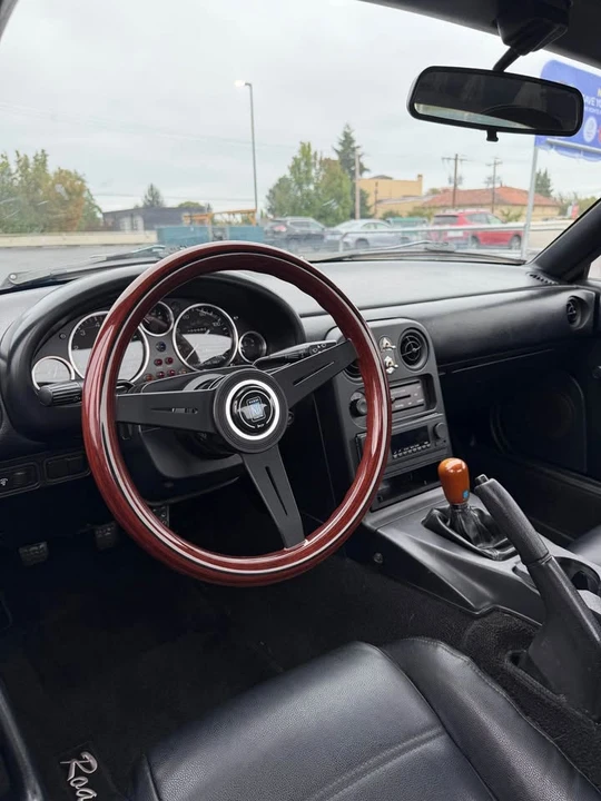 1990 Mazda NA MX-5 Miata - Image 14 of 15