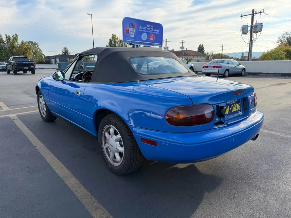 1990 Mazda NA MX-5 Miata - Image 8 of 15