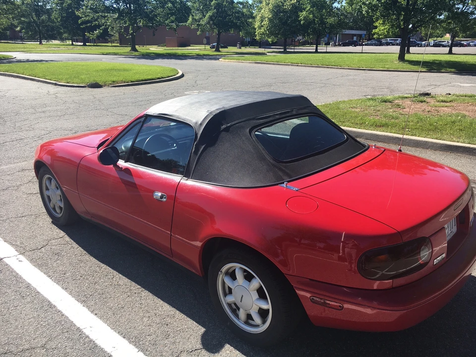 1990 Mazda NA MX-5 Miata - Image 14 of 31
