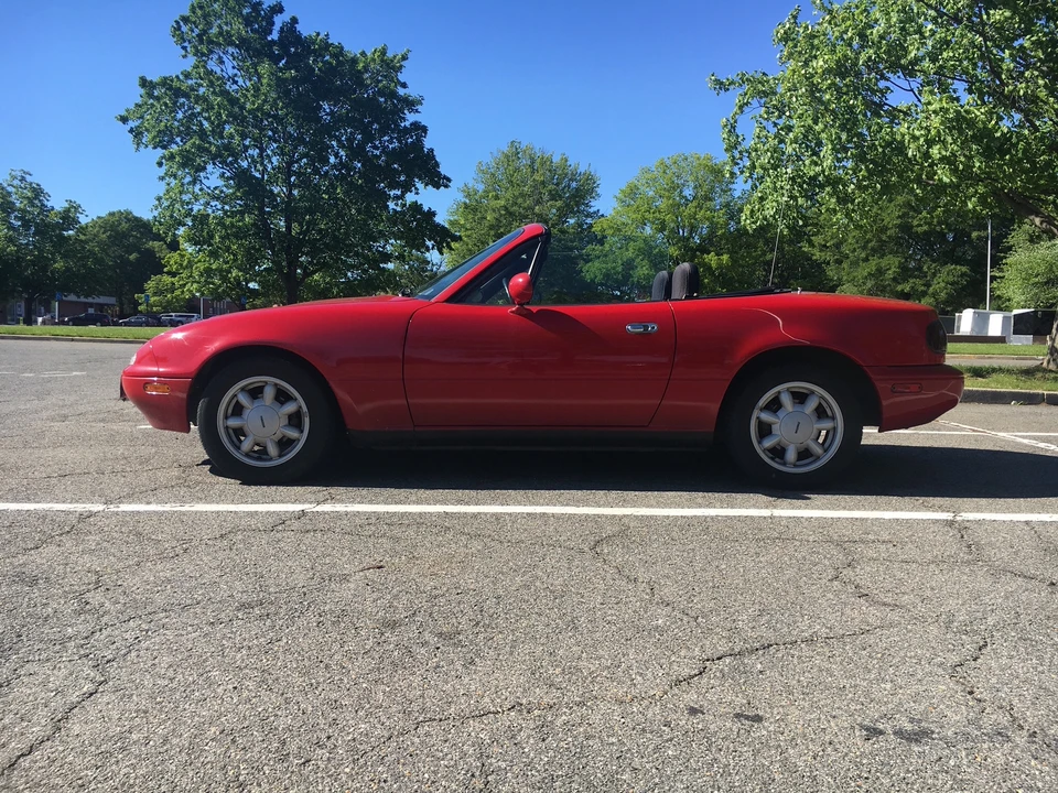 1990 Mazda NA MX-5 Miata - Image 17 of 31