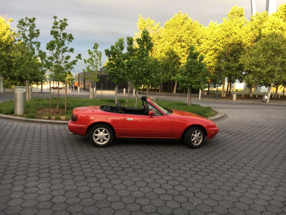 1990 Mazda NA MX-5 Miata - Image 7 of 31