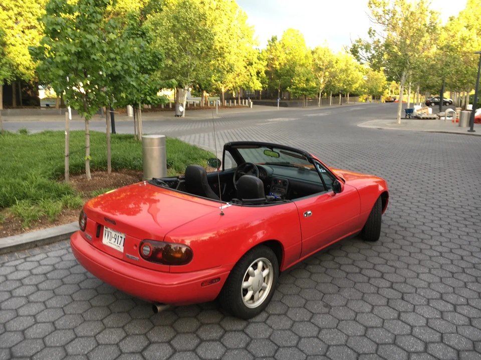 1990 Mazda NA MX-5 Miata - Image 5 of 31
