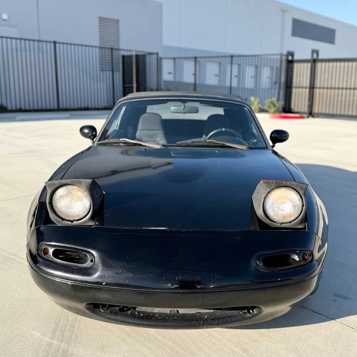 1990 Mazda NA MX-5 Miata - Image 9 of 18