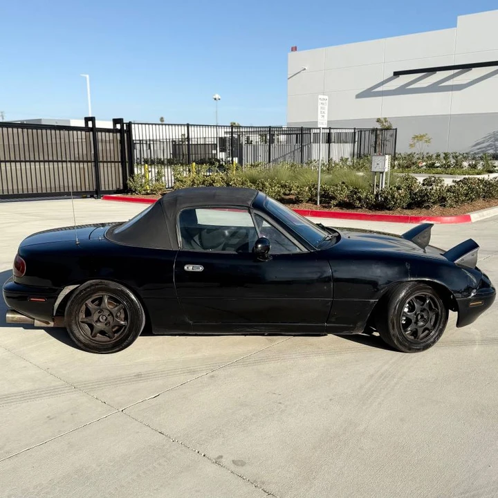1990 Mazda NA MX-5 Miata - Image 3 of 18