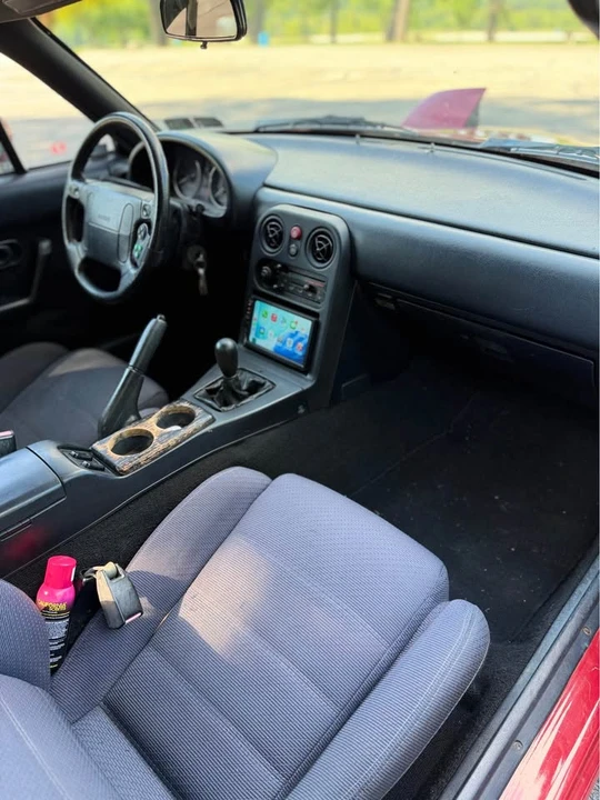 1990 Mazda NA MX-5 Miata - Image 14 of 19