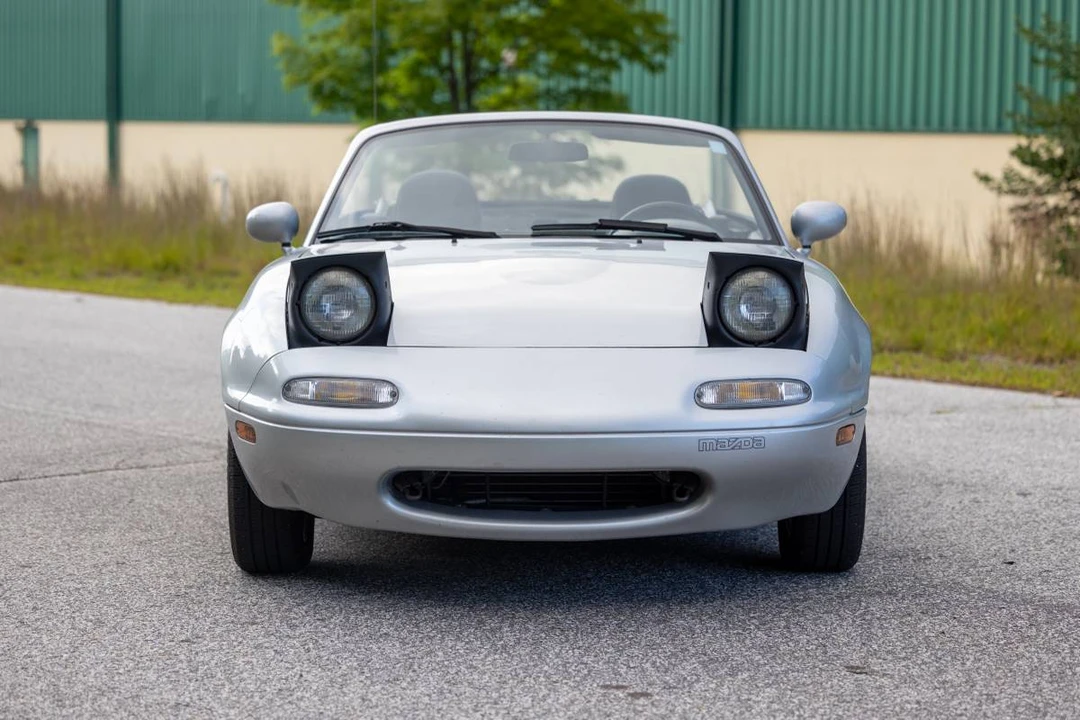 1990 Mazda NA MX-5 Miata - Image 2 of 24