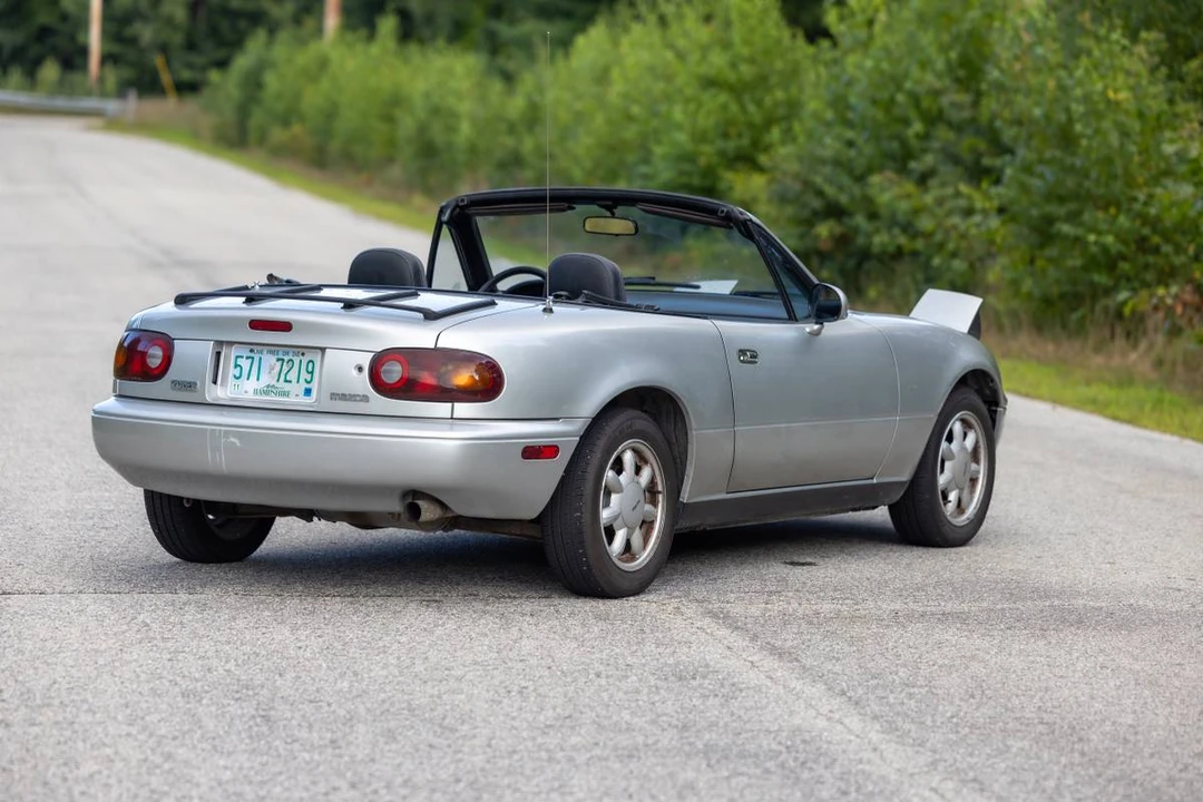 1990 Mazda NA MX-5 Miata - Image 3 of 24