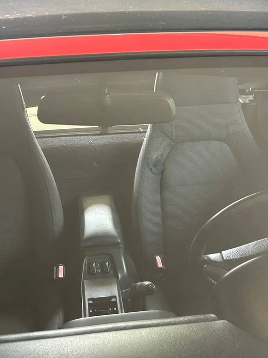 1990 Mazda NA MX-5 Miata - Image 8 of 11