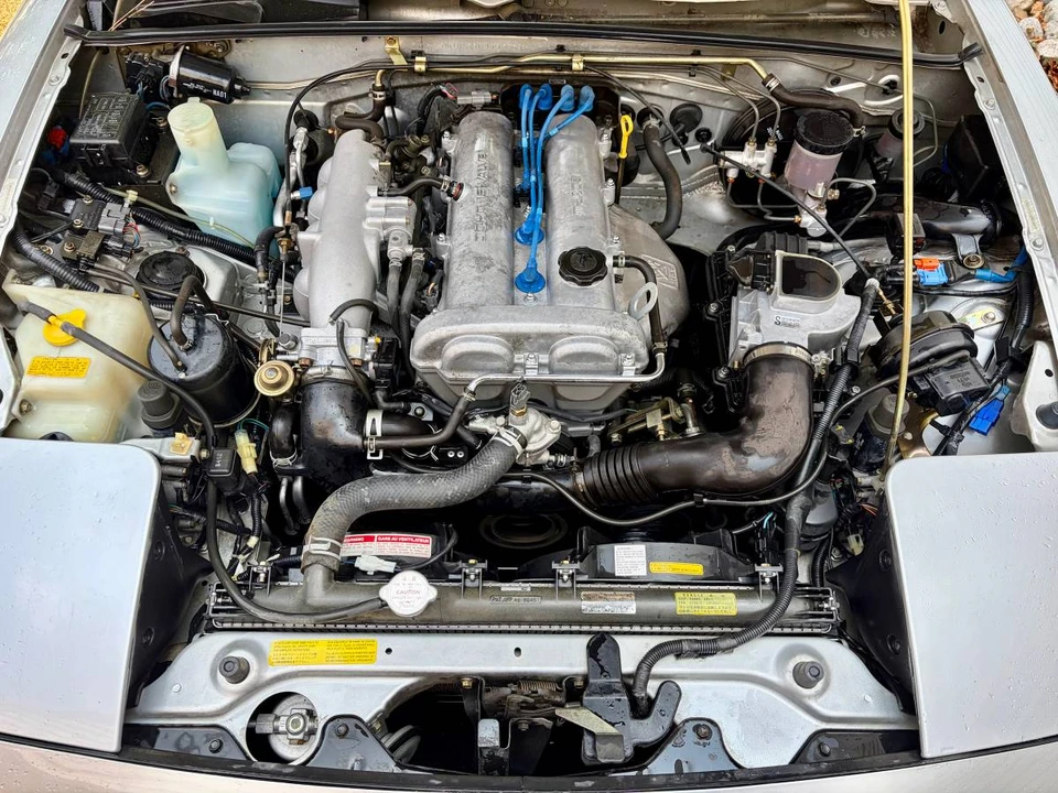 1990 Mazda NA MX-5 Miata - Image 16 of 18