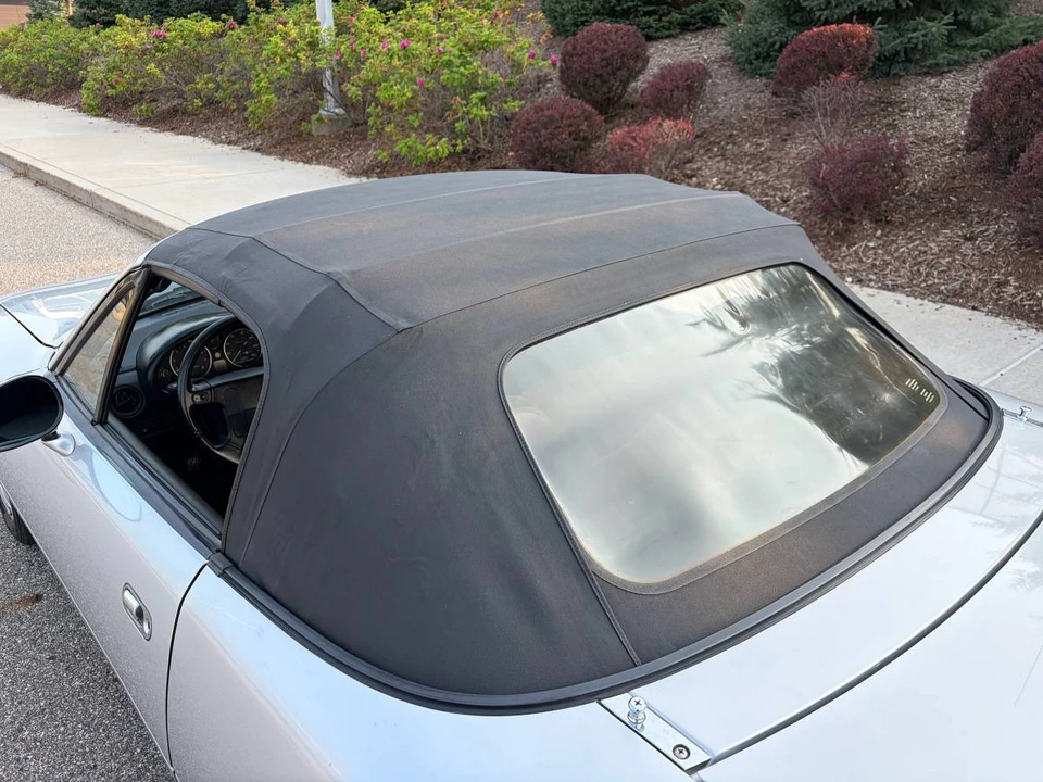 1990 Mazda NA MX-5 Miata - Image 10 of 18