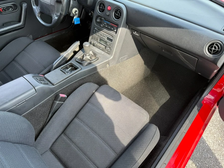 1990 Mazda NA MX-5 Miata - Image 7 of 11