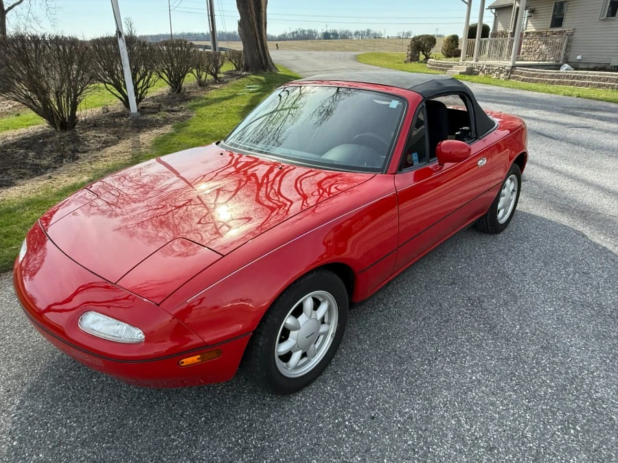 1990 Mazda NA MX-5 Miata - Image 6 of 11