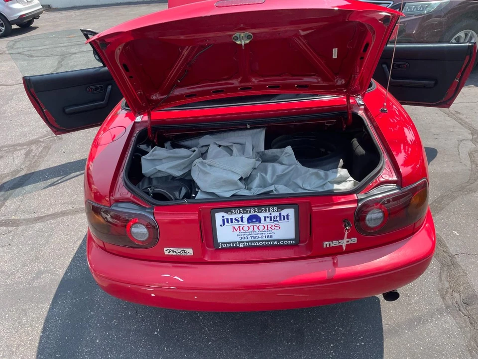 1990 Mazda NA MX-5 Miata - Image 18 of 21