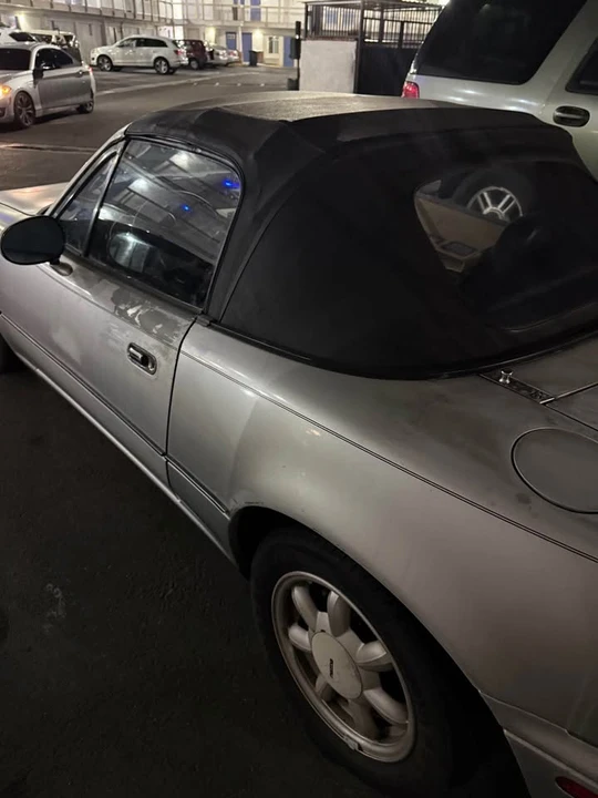 1990 Mazda NA MX-5 Miata - Image 5 of 5