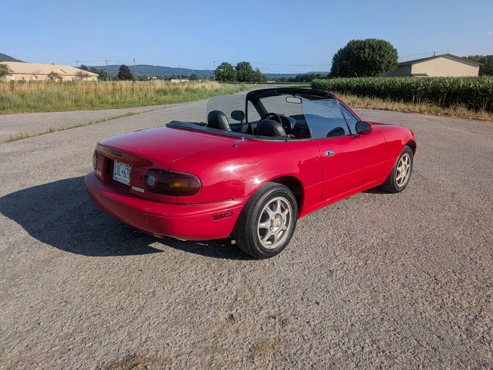 1990 Mazda NA MX-5 Miata - Image 3 of 11