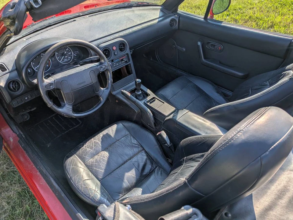 1990 Mazda NA MX-5 Miata - Image 11 of 11