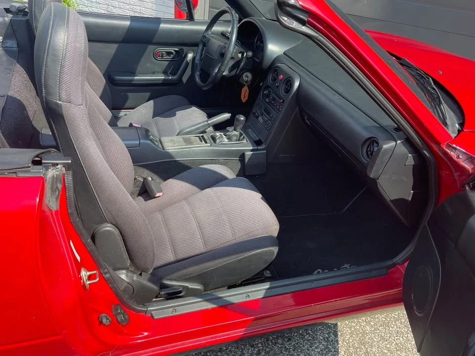 1990 Mazda NA MX-5 Miata - Image 14 of 20