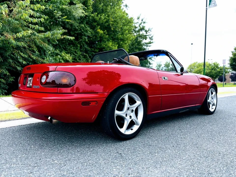 1990 Mazda NA MX-5 Miata - Image 5 of 17