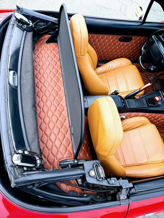 1990 Mazda NA MX-5 Miata - Image 12 of 17