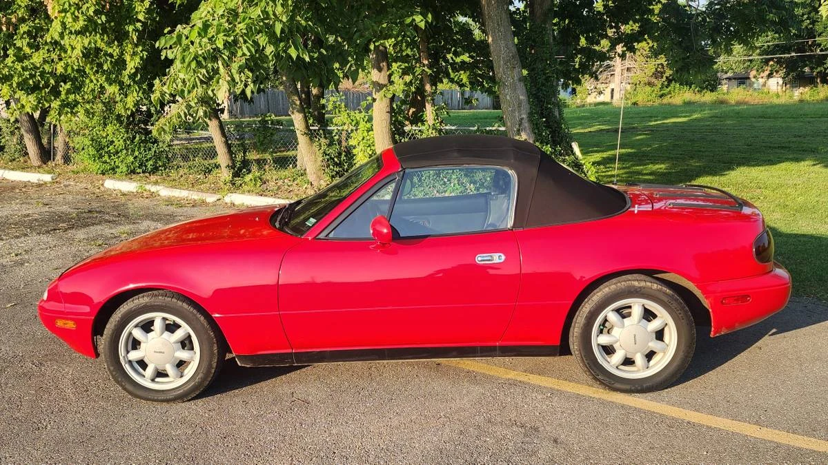 1990 Mazda NA MX-5 Miata - Image 6 of 22