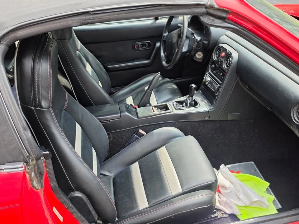 1990 Mazda NA MX-5 Miata - Image 8 of 18