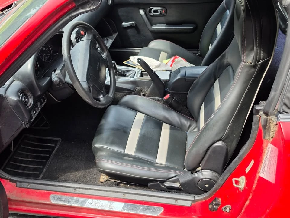 1990 Mazda NA MX-5 Miata - Image 7 of 18