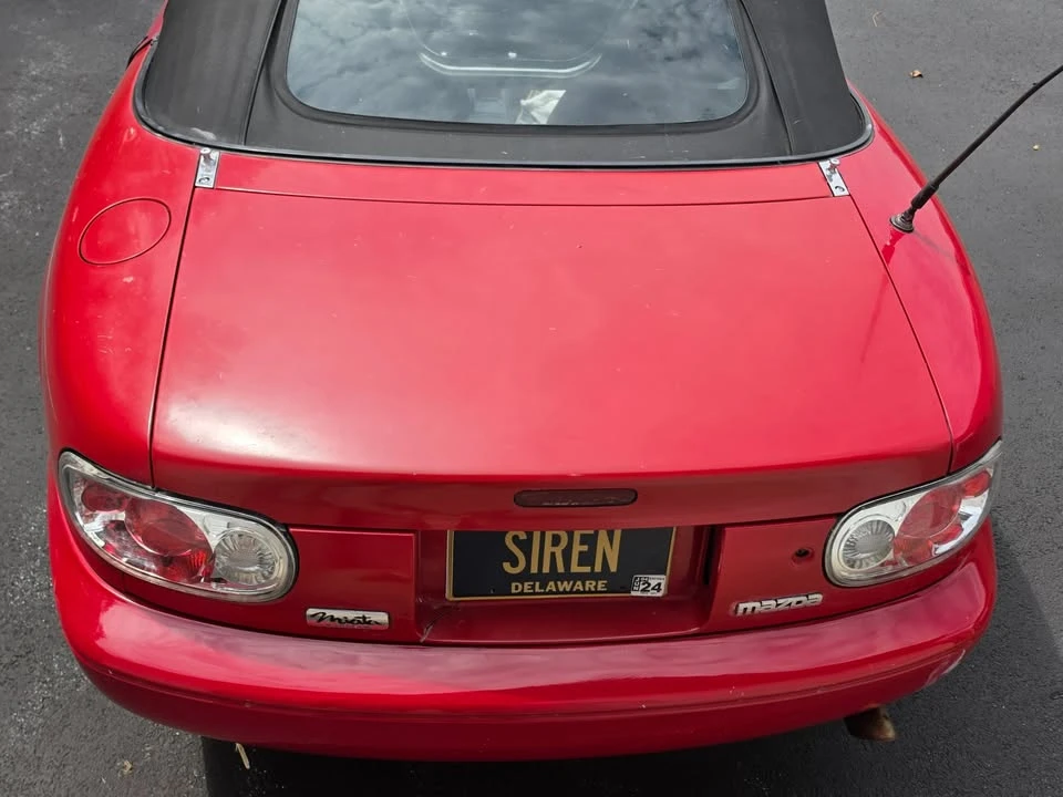 1990 Mazda NA MX-5 Miata - Image 4 of 18