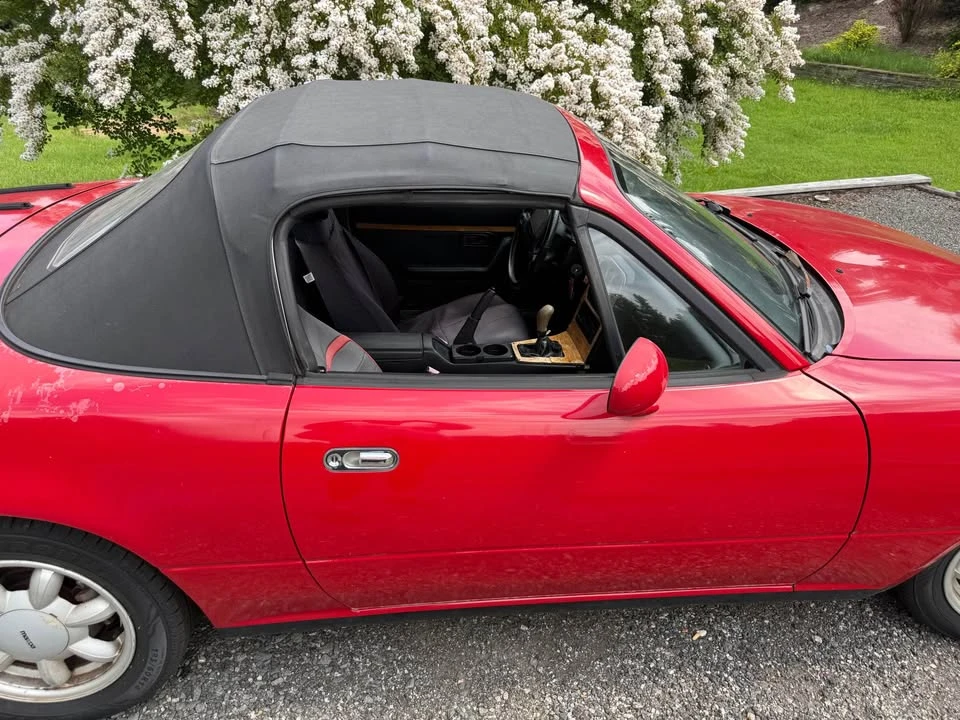 1990 Mazda NA MX-5 Miata - Image 5 of 15