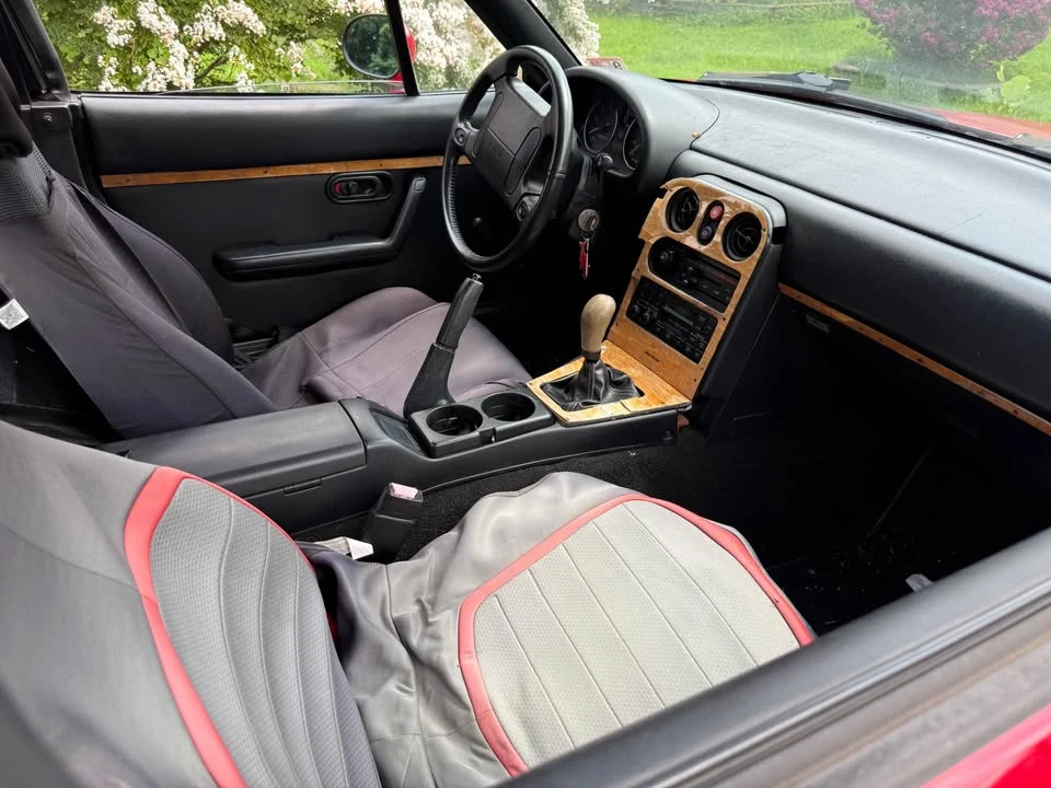 1990 Mazda NA MX-5 Miata - Image 7 of 15